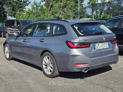 BMW Serie 3 320d G21 2022 Touring 320d mhev 48V xdrive auto - GM493 Grigio usata Basiliano
