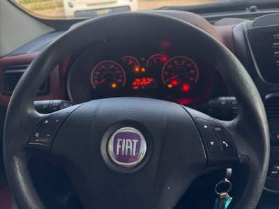 Fiat Doblò Doblo Doblò 1.6 MJT 16V Emotion Oro usata ferrara