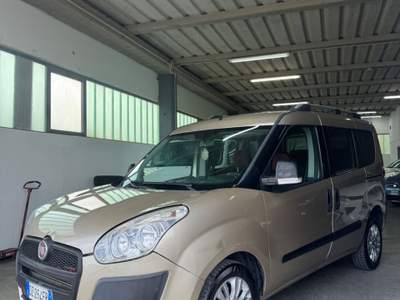 Fiat Doblò Doblo Doblò 1.6 MJT 16V Emotion Oro usata ferrara