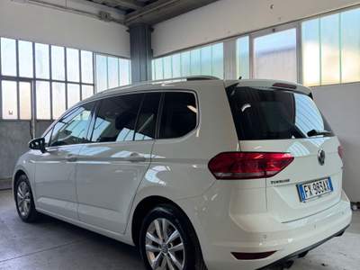 Volkswagen Touran SCR Executive BlueMotion Technology Bianco usata ferrara