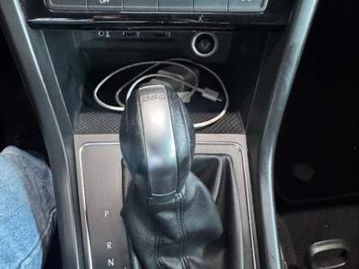 Volkswagen Touran SCR Executive BlueMotion Technology Bianco usata ferrara