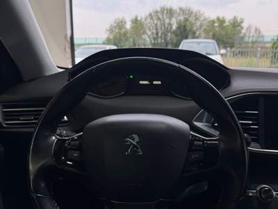 Peugeot 308 S&S EAT6 Business Grigio usata ferrara