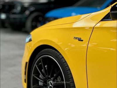Mercedes-Benz Classe A 4Matic Giallo usata Bologna