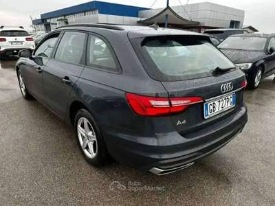 Audi A4 Avant 2.0 tdi Business 163cv S Tronic - GB727PG Grigio usata Basiliano