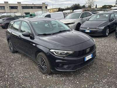 Fiat Tipo NEOPTATENTATI SW 1.0 t3 100cv TG :GP941FW Argento usata Basiliano