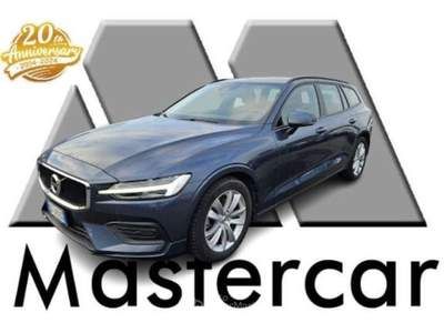 Volvo V60 V60 2019 2.0 b4 Momentum Business auto - GF281CG Blu/Azzurro usata Basiliano Volvo V60 V60 2019 2.0 b4 Momentum Business auto - GF281CG Blu/Azzurro usata Basiliano