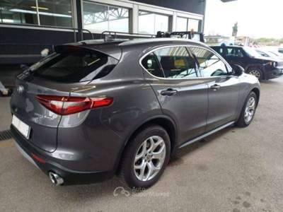 Alfa Romeo Stelvio Stelvio 2.2 td Business Q4  4x4  190cv autom. - ta Grigio usata Basiliano