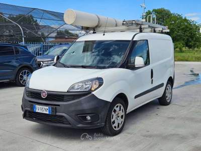 Fiat Doblò 1.4 T-JET 120cv NATURAL POWER SX E6 FV937NM Bianco usata Basiliano
