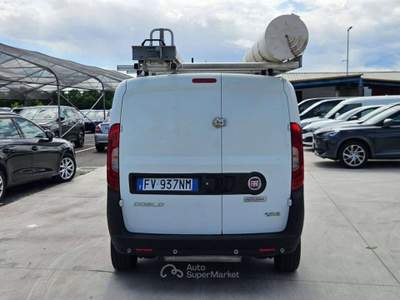 Fiat Doblò 1.4 T-JET 120cv NATURAL POWER SX E6 FV937NM Bianco usata Basiliano