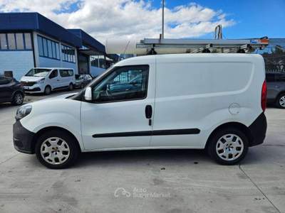 Fiat Doblò 1.4 T-JET 120cv NATURAL POWER SX E6 FV937NM Bianco usata Basiliano