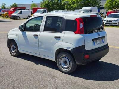 Fiat Panda Panda 1.2 69 CV VAN 2 POSTI EURO6 POP -   FY220PD Bianco usata Basiliano