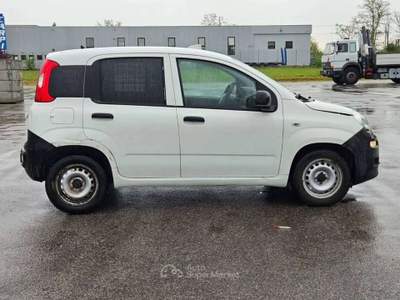 Fiat Panda 1.2 69 CV VAN 2 POSTI EURO6 POP - FY306PD Bianco usata Basiliano