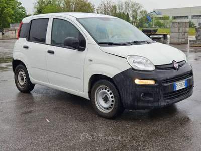 Fiat Panda 1.2 69 CV VAN 2 POSTI EURO6 POP - FY306PD Bianco usata Basiliano