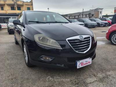 Lancia Delta 1.6 MJT DPF 120 CV Gold Nero usata Volla