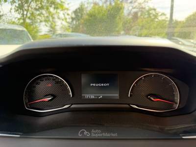 Peugeot 208 PureTech 100 Stop&Start 5 porte Active Pack Rosso usata Oderzo