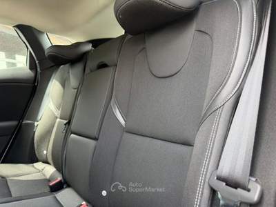 Volvo V40 D2 Momentum Navi Led Bianco usata Oderzo