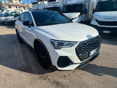 Audi Q3 SPORTBACK 35 TDI S tronic S line edition Grigio usata Pontecagnano Faiano