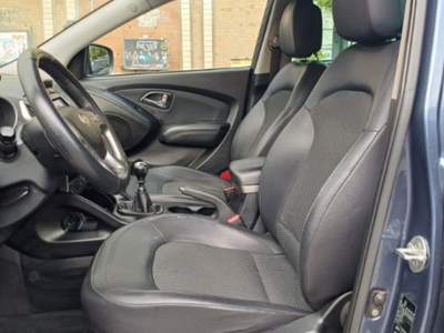 Hyundai ix35 1700 CRDI 116CV PDC"17 VETRI SCURI ITALIA Blu/Azzurro usata Roma