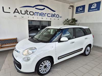 Fiat 500L Living 1.6 Multijet 120 CV Lounge Bianco usata Francavilla Fontana