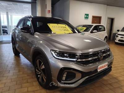 Volkswagen T-Roc 1.5 TSI ACT DSG R-Line 18" VIDEO LED Argento usata Vigevano Volkswagen T-Roc 1.5 TSI ACT DSG R-Line 18" VIDEO LED Argento usata Vigevano