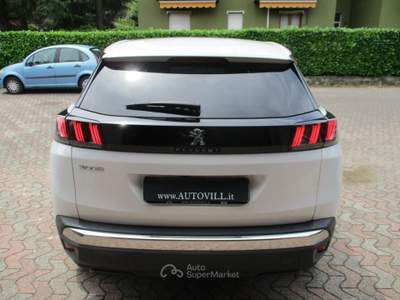 Peugeot 3008 PureTech Turbo 130 S&S EAT8 Allure Bianco usata VILLASANTA