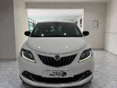 Lancia Ypsilon 5 porte S&S Hybrid Gold Bianco usata Napoli