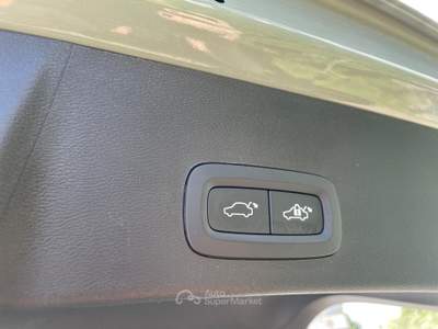 Volvo XC40 automatico Core Grigio usata Assisi