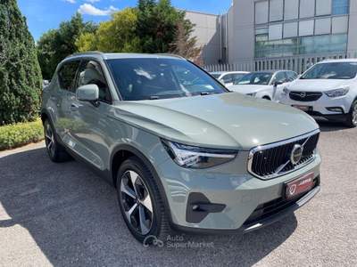 Volvo XC40 automatico Core Grigio usata Assisi