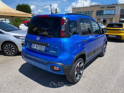 Fiat Panda 1.0 FireFly S&S Hybrid City Cross 5 posti Blu/Azzurro usata Sinalunga