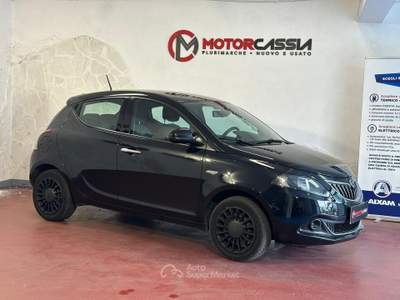 Lancia Ypsilon ADATTA A NEOPATENTATI Nero usata Roma