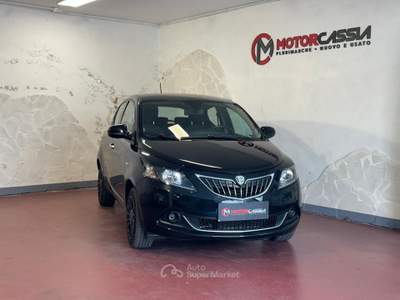 Lancia Ypsilon ADATTA A NEOPATENTATI Nero usata Roma
