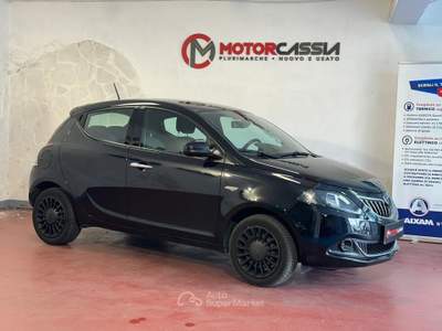 Lancia Ypsilon ADATTA A NEOPATENTATI Nero usata Roma