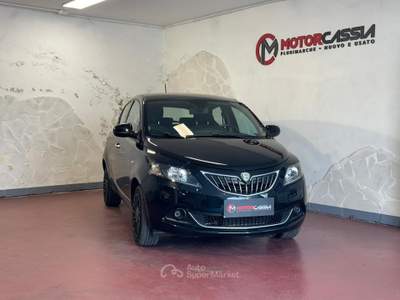 Lancia Ypsilon ADATTA A NEOPATENTATI Nero usata Roma