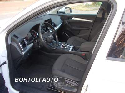Audi Q5 2.0 TDI 83.000 KM S TRONIC BUSINESS QUATTRO Bianco usata Mirandola