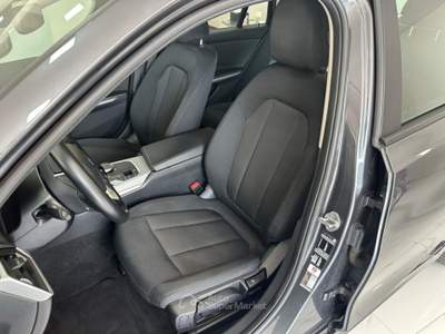 BMW Serie 3 318d d 48V Touring Business Advantage Grigio usata MASSAFRA