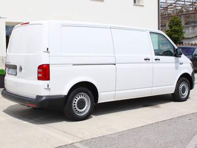 Volkswagen Transporter 2.0 TDI 150CV PL Furgone Business ATTREZZATO Bianco usata DUE CARRARE