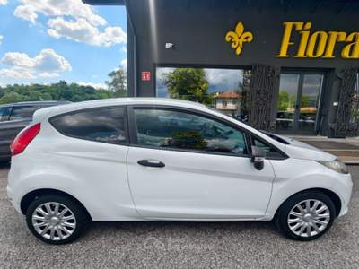 Ford Fiesta 1.4 TDCi 68CV 3 porte Van Bianco usata Tarcento