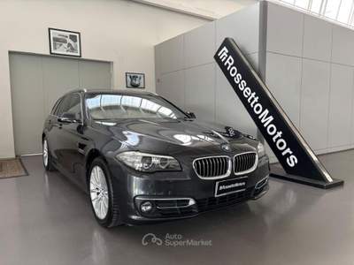 BMW Serie 5 520d d Touring Luxury xDrive Grigio usata Spresiano