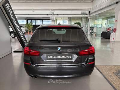 BMW Serie 5 520d d Touring Luxury xDrive Grigio usata Spresiano