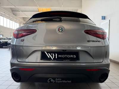 Alfa Romeo Stelvio 2.2 Turbodiesel 210 CV AT8 Q4 Grigio usata Parma