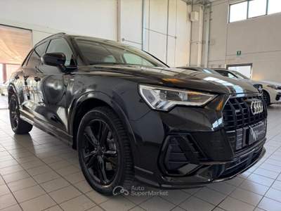 Audi Q3 40 TDI quattro S tronic S LINETETTOLED Nero usata Parma