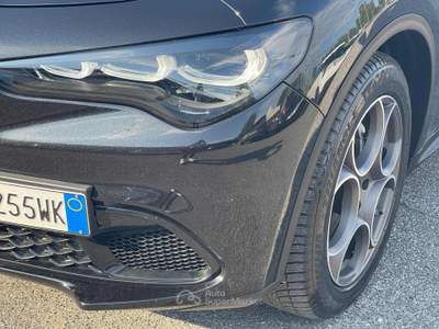 Alfa Romeo Stelvio 2.2 Turbodiesel 160 CV AT8 RWD Ti ULTIMO TIPO Nero usata Fiumicino