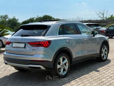 Audi Q3 40 TDI quattro Stronic TETTO APRIBILE Advanced Grigio usata San Salvatore Telesino