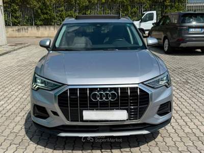 Audi Q3 40 TDI quattro Stronic TETTO APRIBILE Advanced Grigio usata San Salvatore Telesino