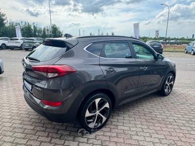 Hyundai Tucson 1.7 CRDi DCT XPossible Grigio usata Bologna