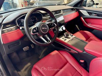 Jaguar F-Pace 2.0D 204CV AWD aut. R-Dynamic Black *TETTO* Grigio usata Cassina de' Pecchi