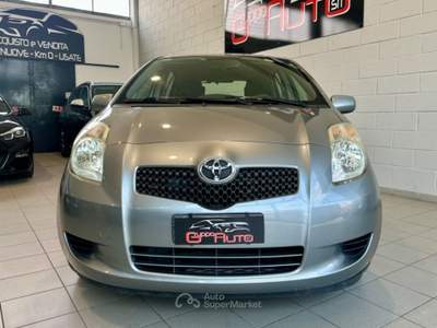 Toyota Yaris 1.0 5p. Sol *NEOPATENTATI* Grigio usata Cassina de' Pecchi