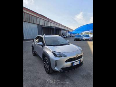 Toyota Yaris Cross  - yaris cross 1.5h trend fwd 115cv e-cvt Argento usata Piacenza