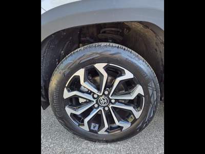 Toyota Yaris Cross  - yaris cross 1.5h trend fwd 115cv e-cvt Argento usata Piacenza