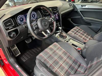 Volkswagen Golf GTI 2.0 tsi Performance DSG-LED-19"-Tetto-DCC-Dynaudio-FULL Rosso usata Paderno Dugnano